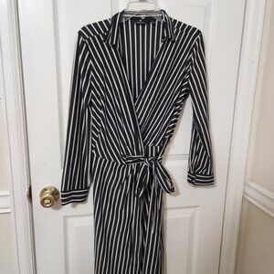 Mlle Gabrielle Striped Black and White Long Sleeve Dress Size Small
